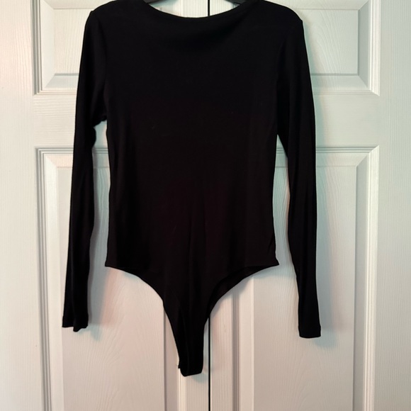 Banana Republic Black bodysuit - Picture 3 of 4
